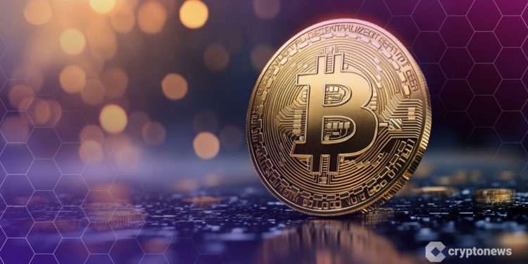 Bitcoin Drops Below $112K as Traders Eye Powell’s Speech — What’s Going On?