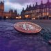 BlackRock’s IB1T Goes Live in London — First-Hour Volume Hints at Growing UK Bitcoin Appetite