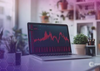 Zcash Plunges 37% as Arthur Hayes Issues Urgent Warning to Holders: Withdraw or Lose Privacy