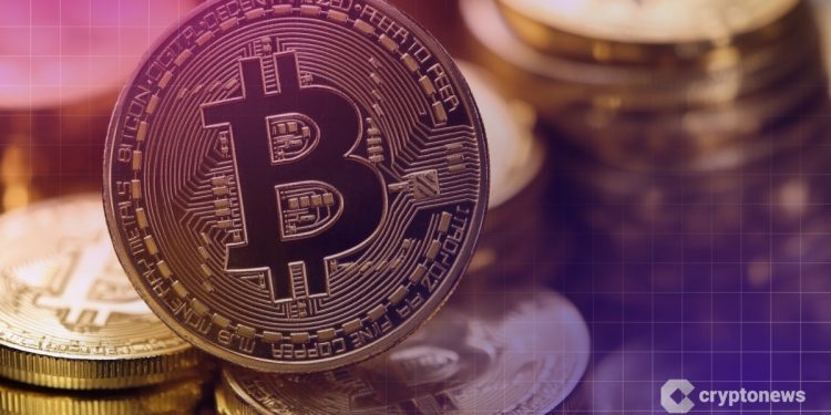 Bitcoin ETFs Bleed $870M in One Day, Marking Second-Largest Outflow on Record