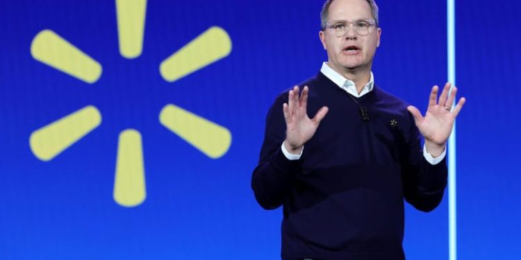 Longtime Walmart CEO to step down in January