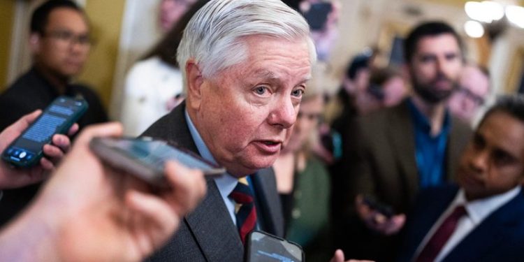 Graham demands Democrats explain ‘refuse illegal orders’ message to troops