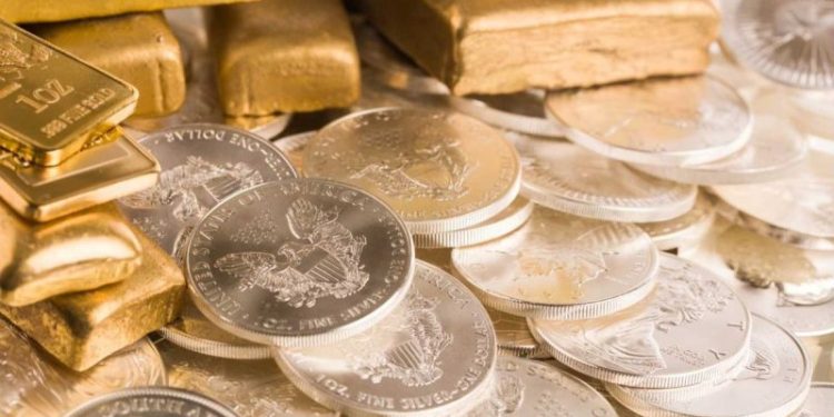 Gold Price Hits New Record, Approaches US$4,500; Silver, Platinum Also at All-time Highs