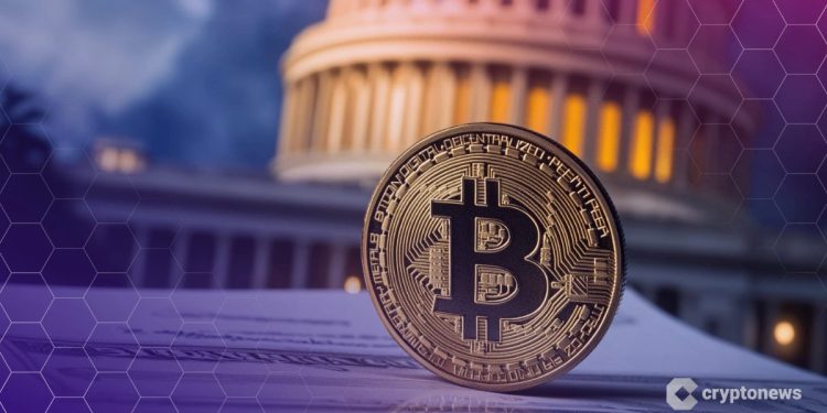 Elizabeth Warren Urges Regulator to Freeze World Liberty Bank Bid Until Trump Cuts Crypto Ties