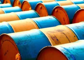 US Oil Stocks Gain as Venezuela Intervention Stirs Uncertainty