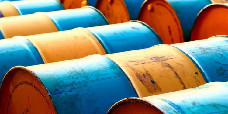 US Oil Stocks Gain as Venezuela Intervention Stirs Uncertainty